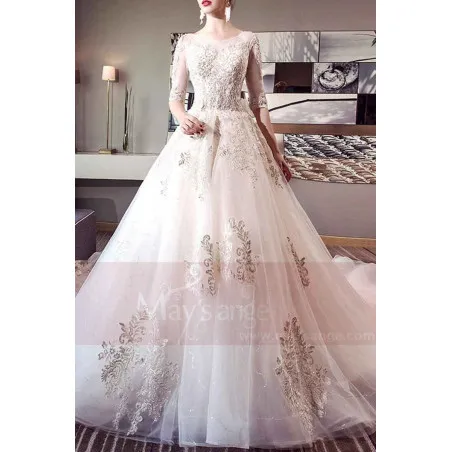 belle robe de mariée demi-manche dentelle grand nœud papillon amovible