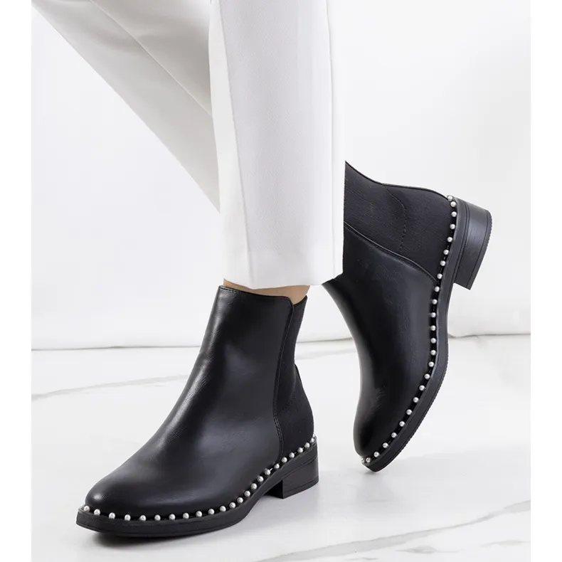 Bottes noires de Pinnella le noir