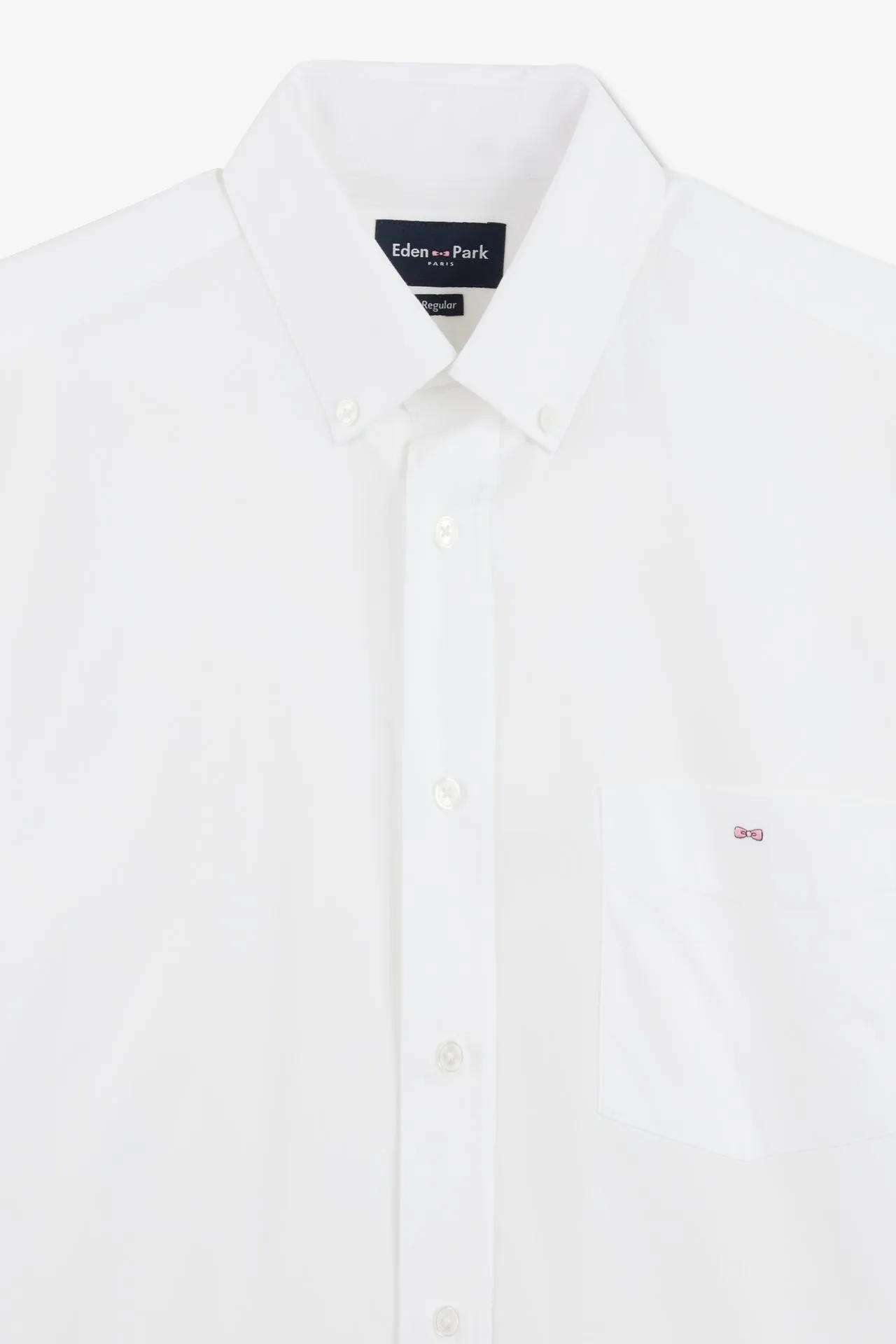 Chemise unie blanche en coton coupe classique