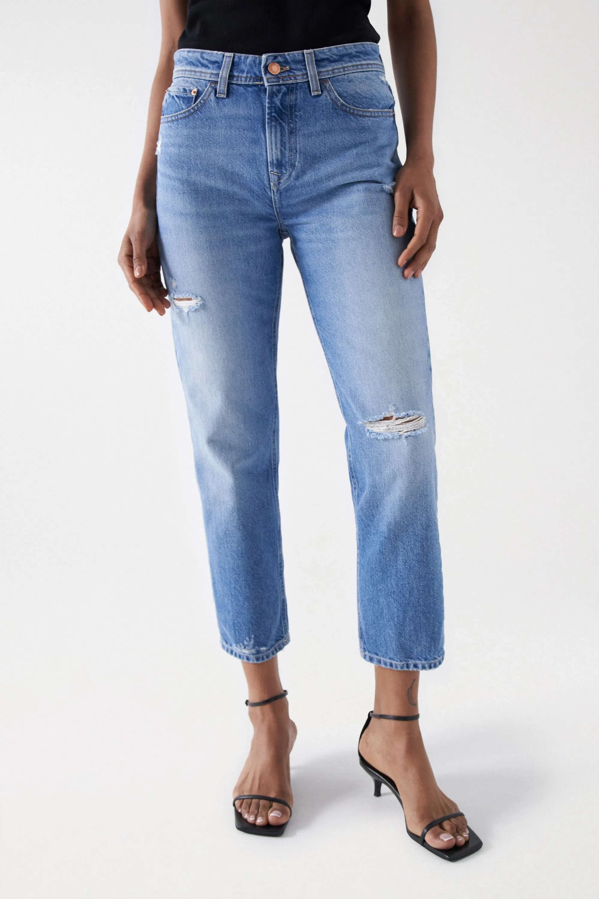 JEAN TRUE CROPPED SLIM AVEC DÉCHIRURES