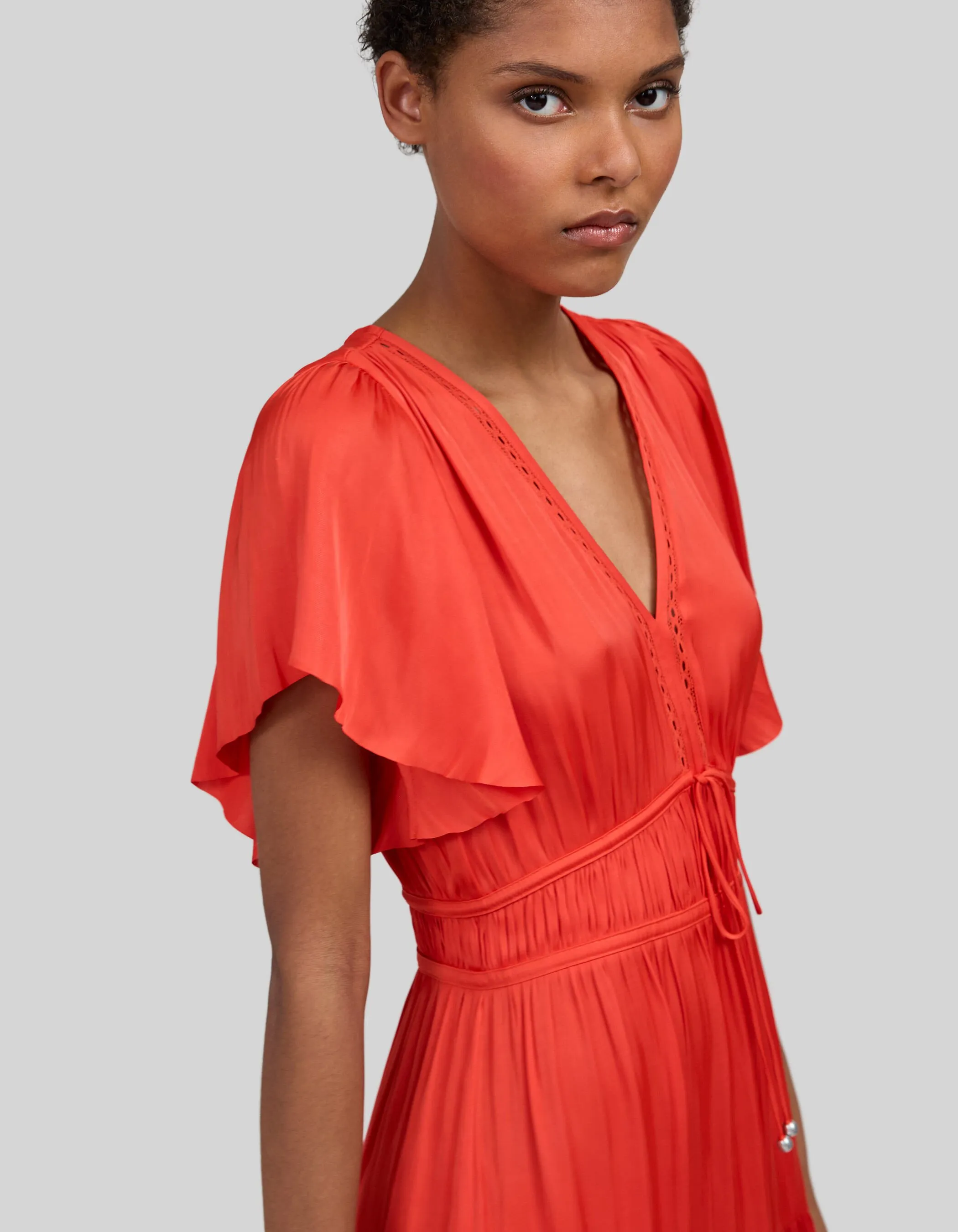 Robe orange froissée manches papillon Femme