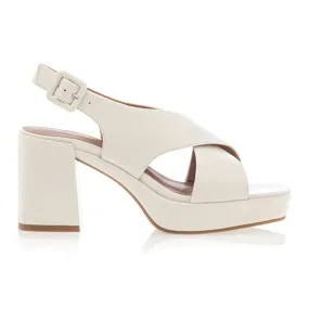 Sandales / nu-pieds Femme Beige Pretty Stories : Sandales / Nu-pieds . Besson Chaussures