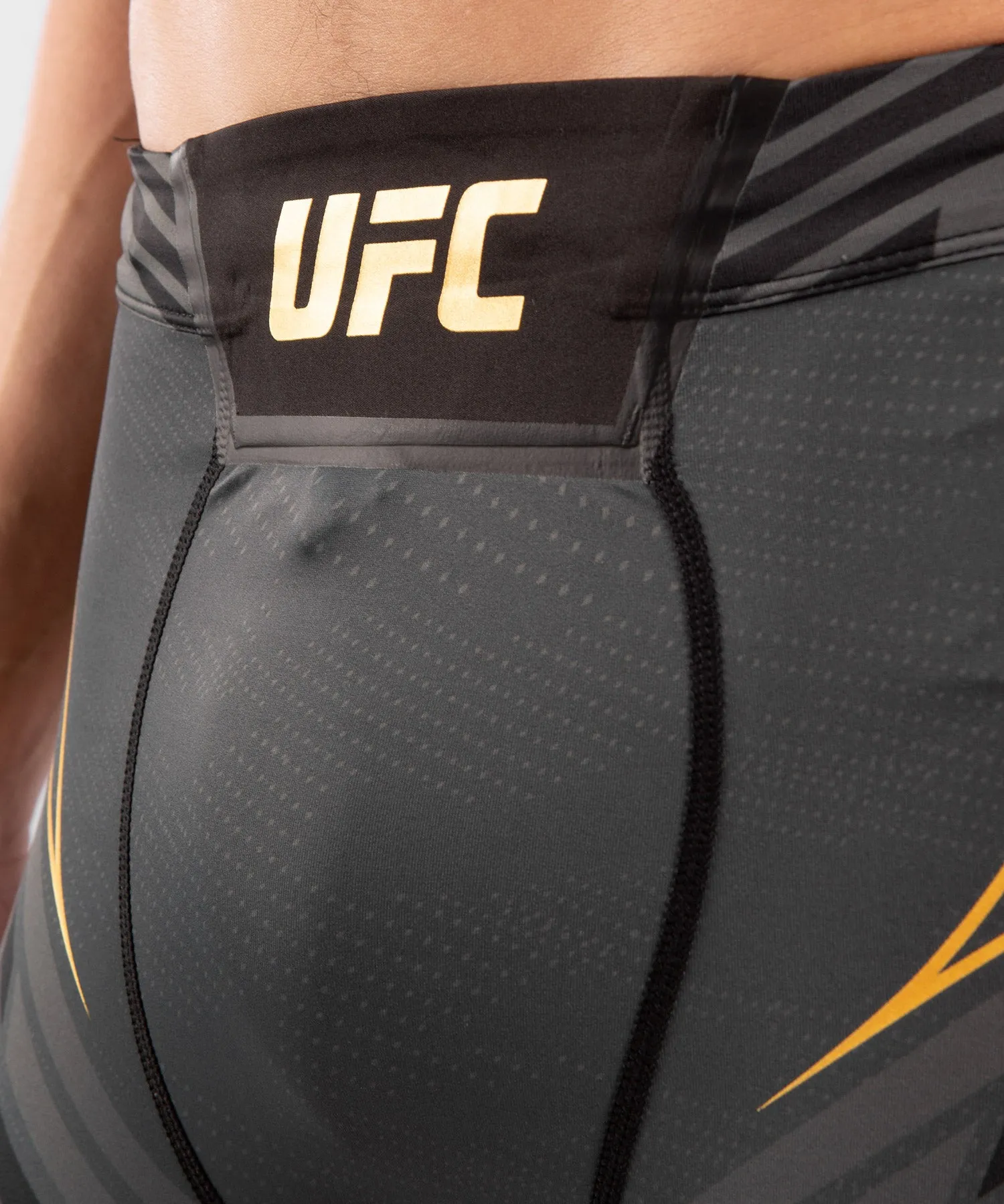 Short de Vale tudo Homme UFC Venum Authentic Fight Night - Coupe Courte - Champion