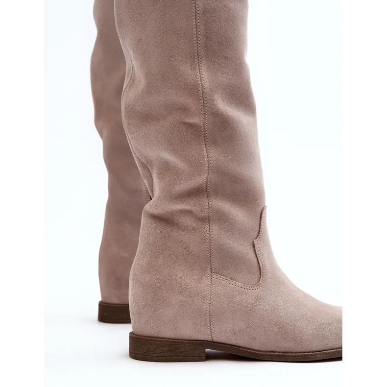 Zazoo 3407 Bottes hauteur genou en daim à talons plats cappuccino beige