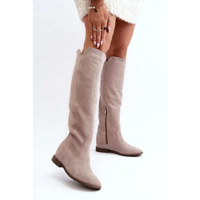 Zazoo 3407 Bottes hauteur genou en daim à talons plats cappuccino beige